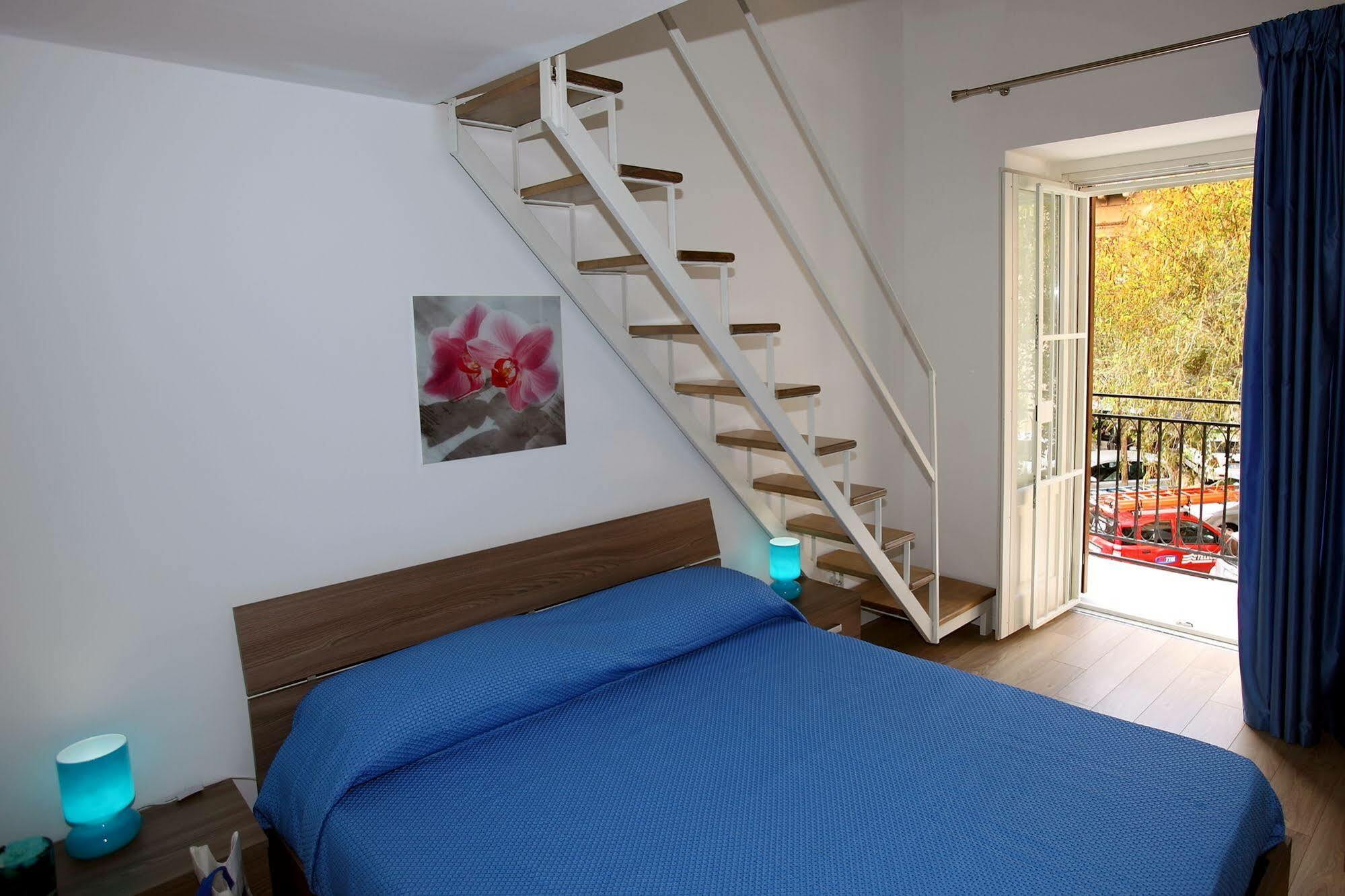 B&B Teatro ปาแลร์โม ภายนอก รูปภาพ